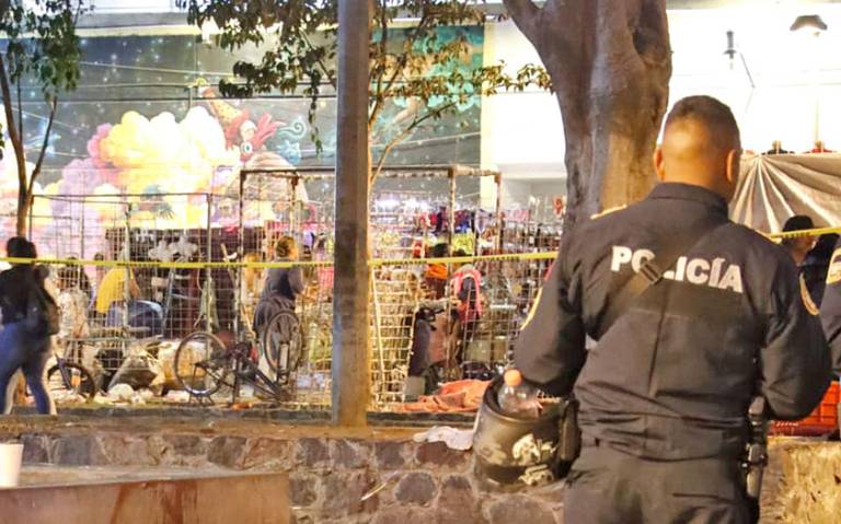 Sujeto muere apuñalado, tras riña, frente a la Plaza Pino Suárez - La  Prensa | Noticias policiacas, locales, nacionales